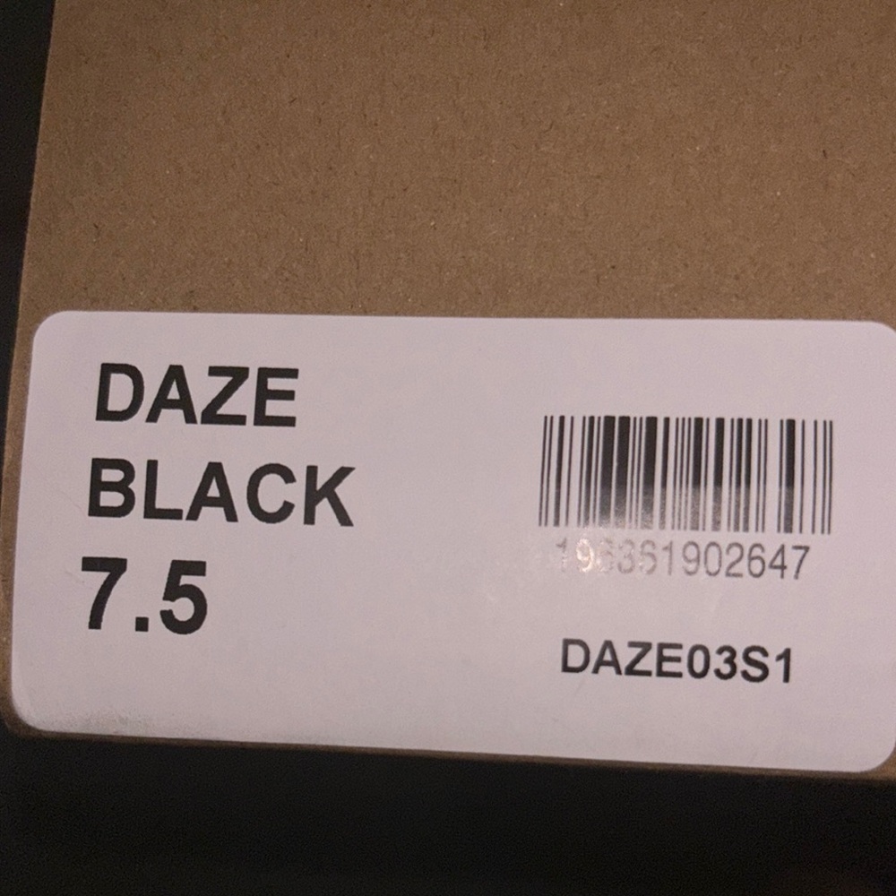 Daze by Steve Madden Black Booties  7.5